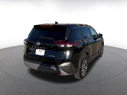 Used 2023 Nissan Rogue SV image 12