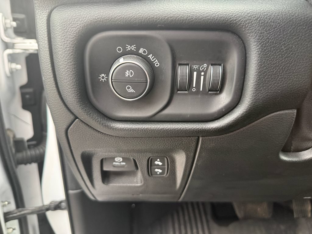 Used 2022 RAM 1500 Laramie AWD/4WD image 20