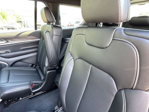 New 2026 Jeep Grand Cherokee L Limited AWD/4WD image 28