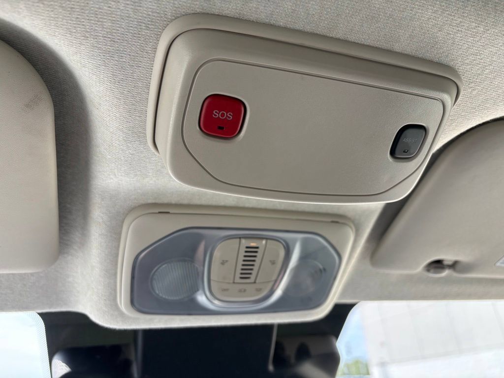Used 2024 RAM ProMaster 2500 w/ Convenience Group FWD image 23