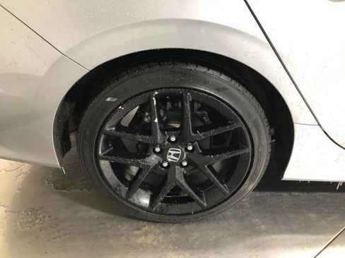 Used 2024 Honda Civic Sport image 8