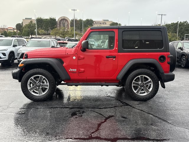 Used 2019 Jeep Wrangler Sport AWD/4WD image 6