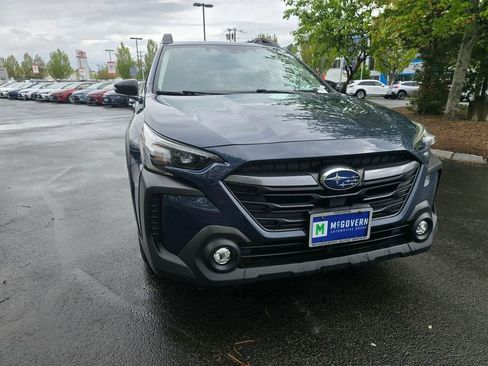 Used 2023 Subaru Outback Premium AWD/4WD image 9