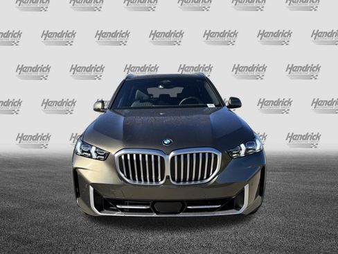 Used 2026 BMW X5 xDrive40i AWD/4WD image 3