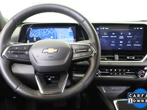 Used 2025 Chevrolet Equinox LT FWD image 23