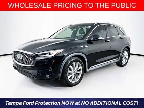 Used 2019 INFINITI QX50 Luxe w/ Navigation Package FWD image 1