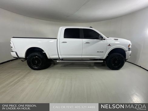 Used 2022 RAM 2500 Laramie w/ Body Color Bumper Group AWD/4WD image 5
