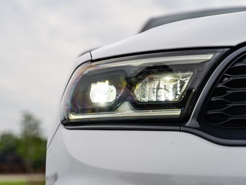 Used 2024 Dodge Durango GT RWD image 11