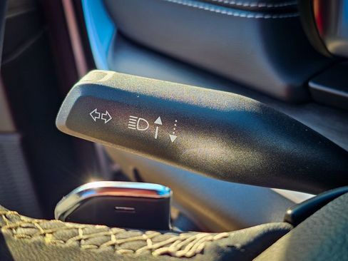 Certified 2024 Jeep Grand Cherokee L Limited image 19