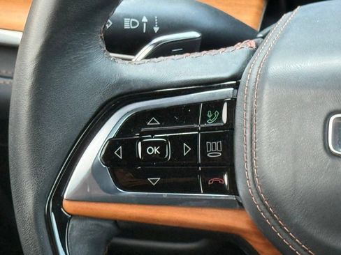 Certified 2024 Jeep Grand Cherokee Summit AWD/4WD image 39