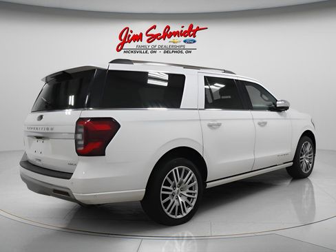 Used 2024 Ford Expedition Max Platinum AWD/4WD image 6