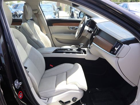 Used 2017 Volvo S90 T6 Inscription w/ Vision Package AWD/4WD image 9