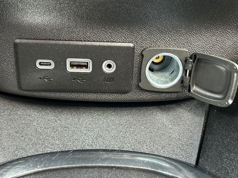 Used 2024 Chevrolet Malibu LT image 14