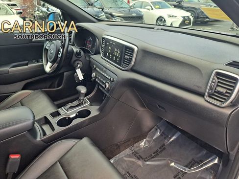 Used 2021 Kia Sportage S image 19