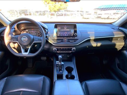 Used 2022 Nissan Altima 2.5 SR image 14