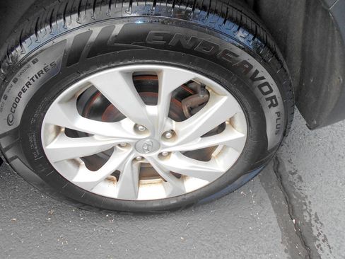 Used 2019 Hyundai Tucson SE image 24