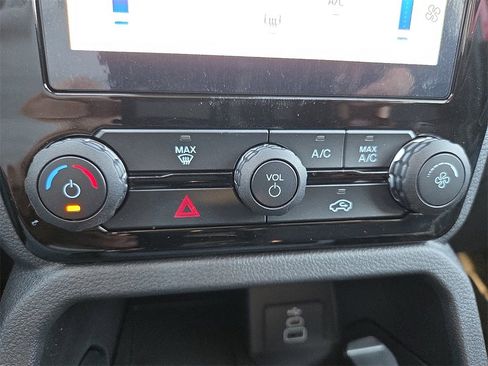 New 2025 Ford Ranger XLT w/ Black Appearance Package image 14