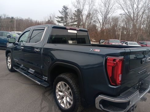 Used 2021 GMC Sierra 1500 SLT w/ SLT Convenience Package image 3