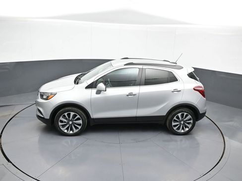 Used 2022 Buick Encore Preferred w/ Safety Package image 40