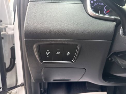 Used 2022 Hyundai Santa Cruz SE image 22