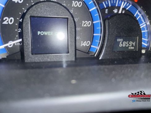 Used 2013 Toyota Camry Hybrid image 11