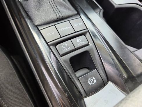 Used 2025 Toyota Camry LE FWD image 25