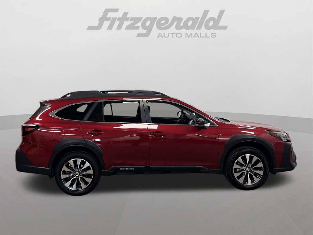Used 2025 Subaru Outback Limited AWD/4WD image 6