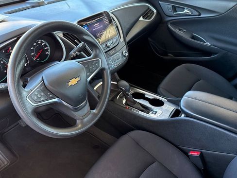 Used 2024 Chevrolet Malibu LT FWD image 5