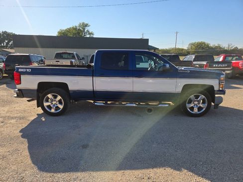 Used 2015 Chevrolet Silverado 1500 LT w/ LT Convenience Package AWD/4WD image 5