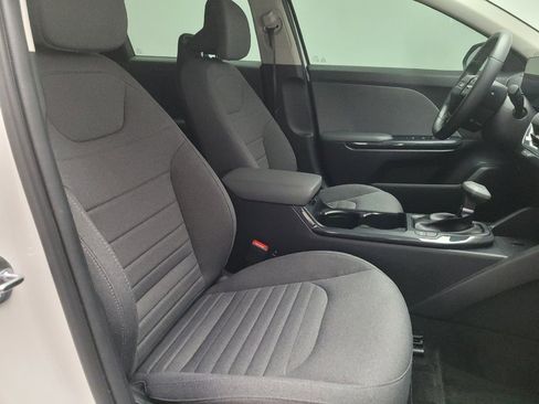 Used 2025 Kia K4 EX FWD image 21