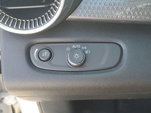New 2026 Chevrolet Trax ACTIV FWD image 23