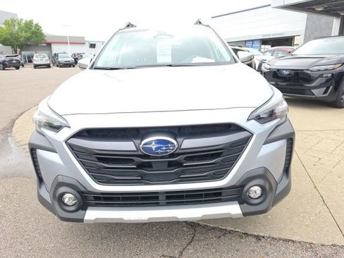 Certified 2023 Subaru Outback Touring XT w/ Tech Package 3 AWD/4WD image 4