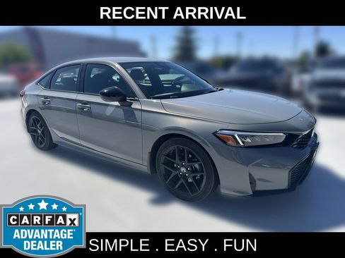 Used 2025 Honda Civic Sport image 1