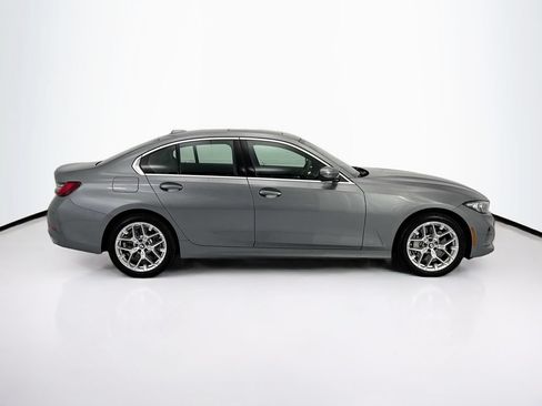 Used 2025 BMW 330i xDrive Sedan w/ M Sport Package AWD/4WD image 4