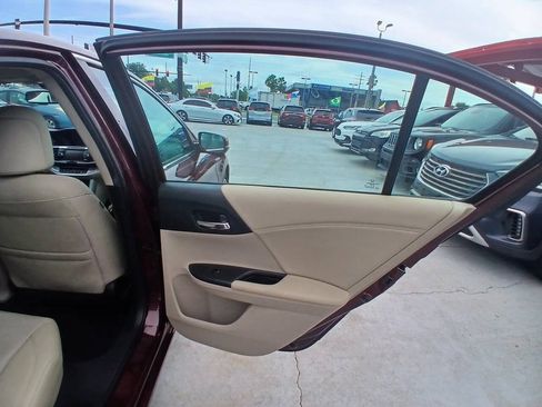 Used 2015 Honda Accord EX-L image 4