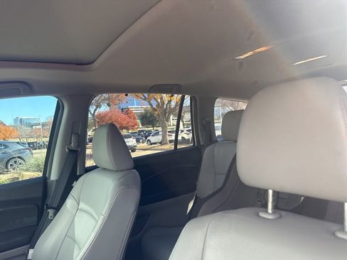 Used 2019 Honda Pilot EX-L image 10