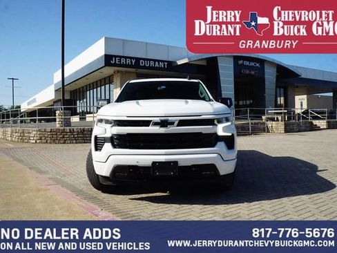 Used 2023 Chevrolet Silverado 1500 RST AWD/4WD image 2