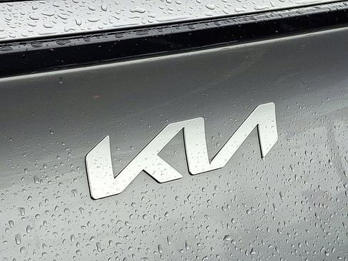 Used 2023 Kia Sportage LX image 30