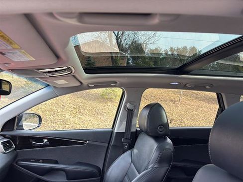 Used 2020 Kia Sorento EX AWD/4WD image 15