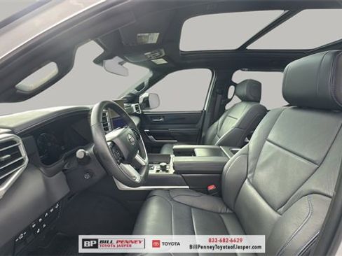 Used 2024 Toyota Tundra Platinum image 11