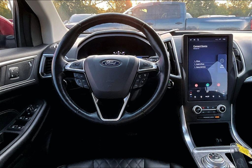 Used 2024 Ford Edge Titanium AWD/4WD image 11
