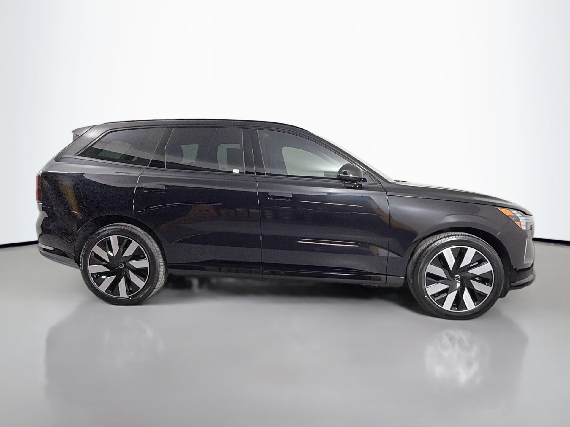 New 2026 Volvo EX90 Ultra AWD/4WD image 4