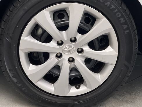 Used 2024 Toyota Corolla LE FWD image 58