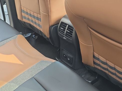 Used 2024 Ford Bronco Sport Outer Banks image 22