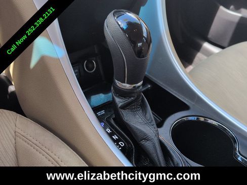 Used 2012 Hyundai Sonata GLS FWD image 12