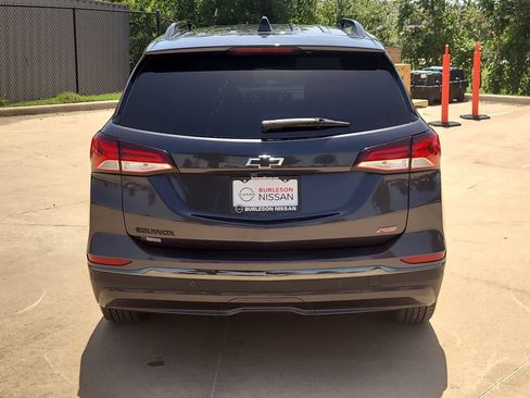 Used 2022 Chevrolet Equinox RS FWD image 3