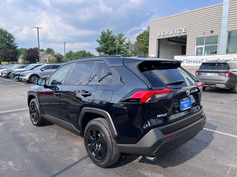 Used 2019 Toyota RAV4 LE w/ All Weather Liner Package AWD/4WD image 5