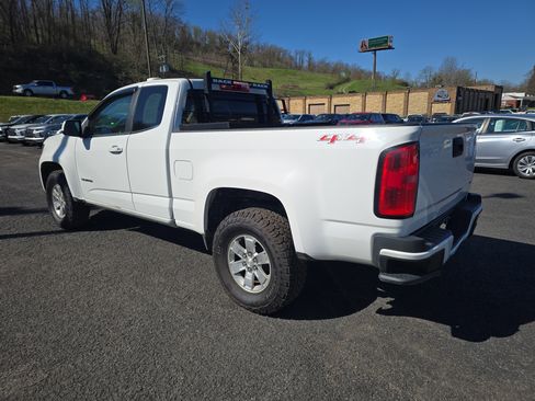 Used 2016 Chevrolet Colorado W/T w/ WT Convenience Package AWD/4WD image 6