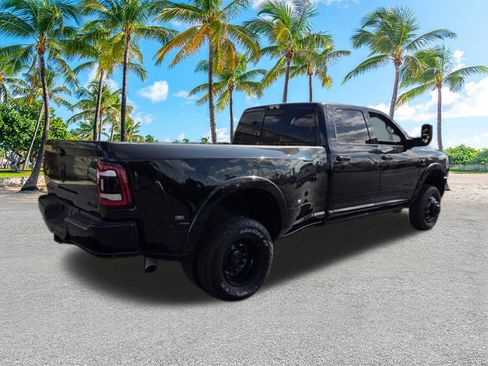 Used 2022 RAM 3500 Limited image 11