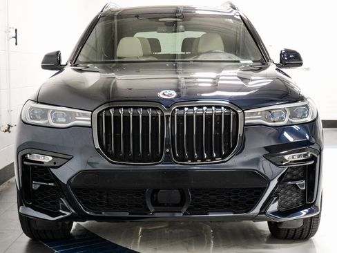 Used 2022 BMW X7 M50i w/ Dynamic Handling Package image 12